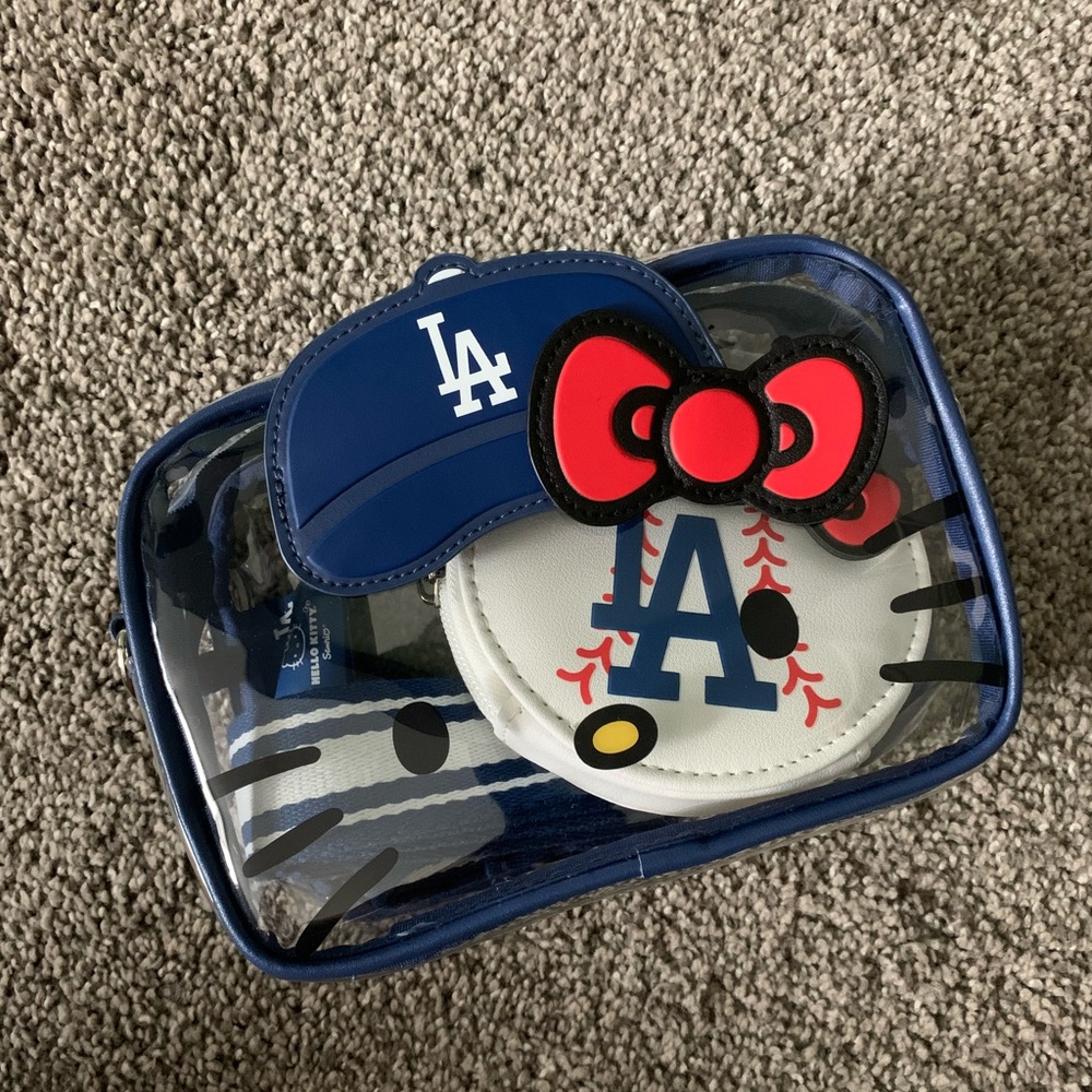 Hello Kitty LA Dodgers Bag w/ Coin Pouch